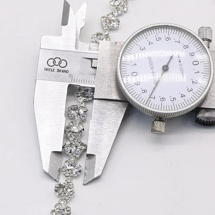 1 Yard Sliver Clear Crystal Rhinestones Trim Ribbon Metal Chain for Wedding Dress, Bag, Shoes Accessories